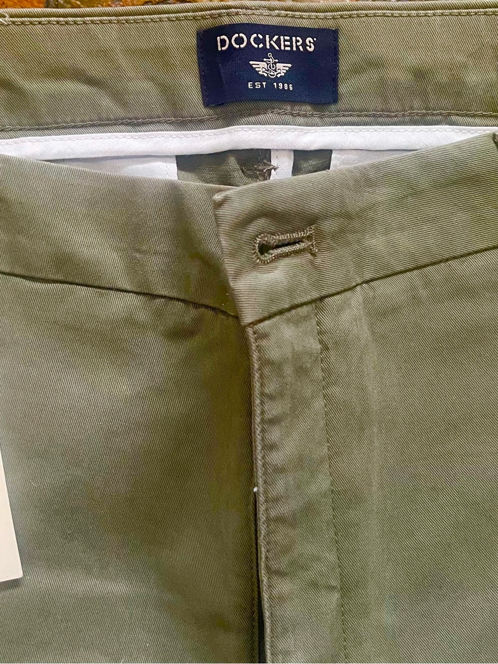 Dockers  Women’s Olive Chino Pants